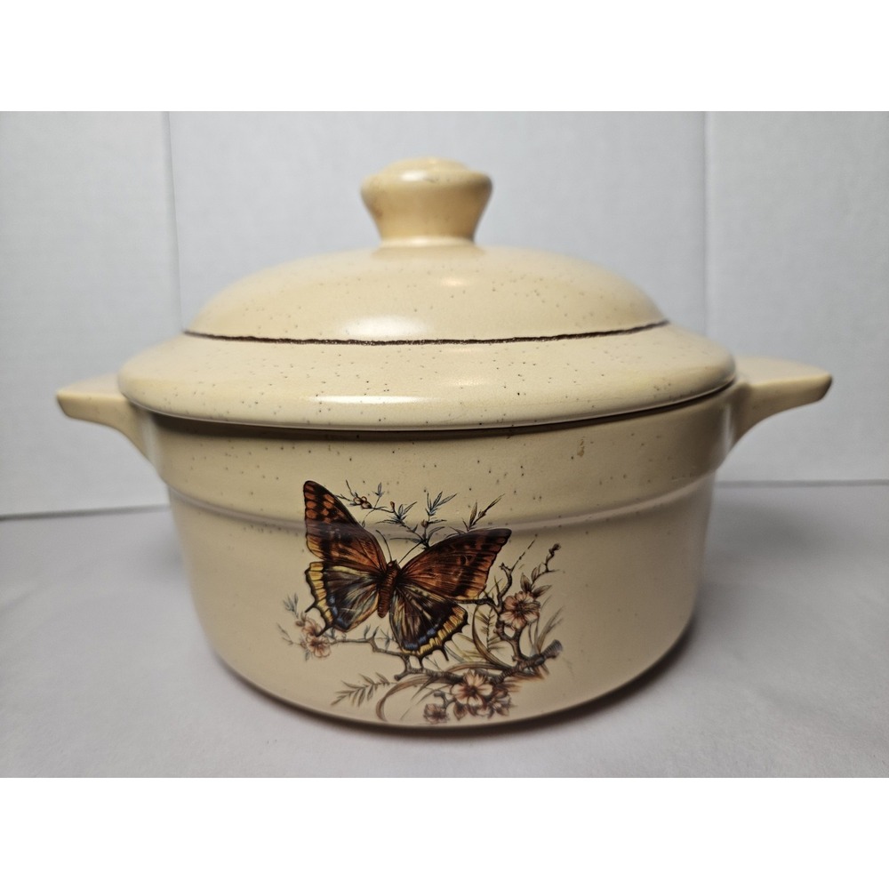 Treasure Craft Pottery Butterfly Casserole Dish with Lid - Made in USA 1.5 QT